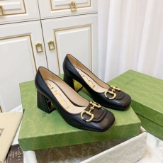 Gucci Heeled Shoes